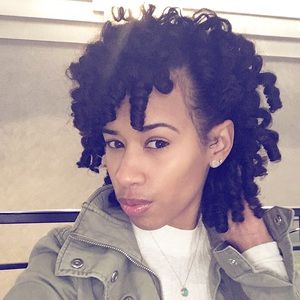 Meet your Posher, Jelina